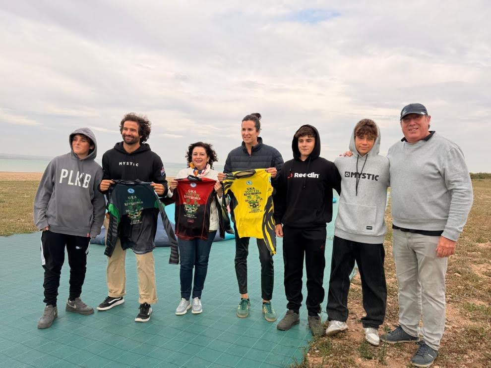 ¡La locura total! El Mundial Júnior de Kitesurf 2026 desembarca en La Loteta