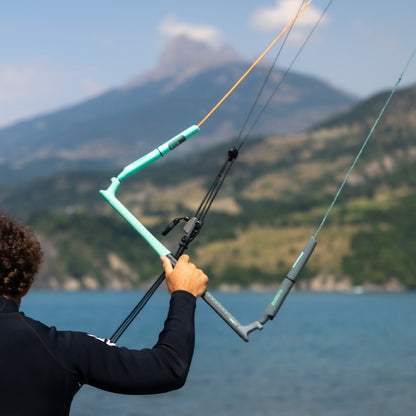 Barra de kitesurf Flysurfer Fusion2 universal de 4 líneas