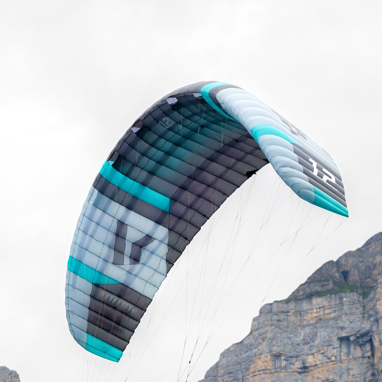 Cometa foil Flysurfer Soul4 all-round para kitefoil, kitesurf e hydrofoil