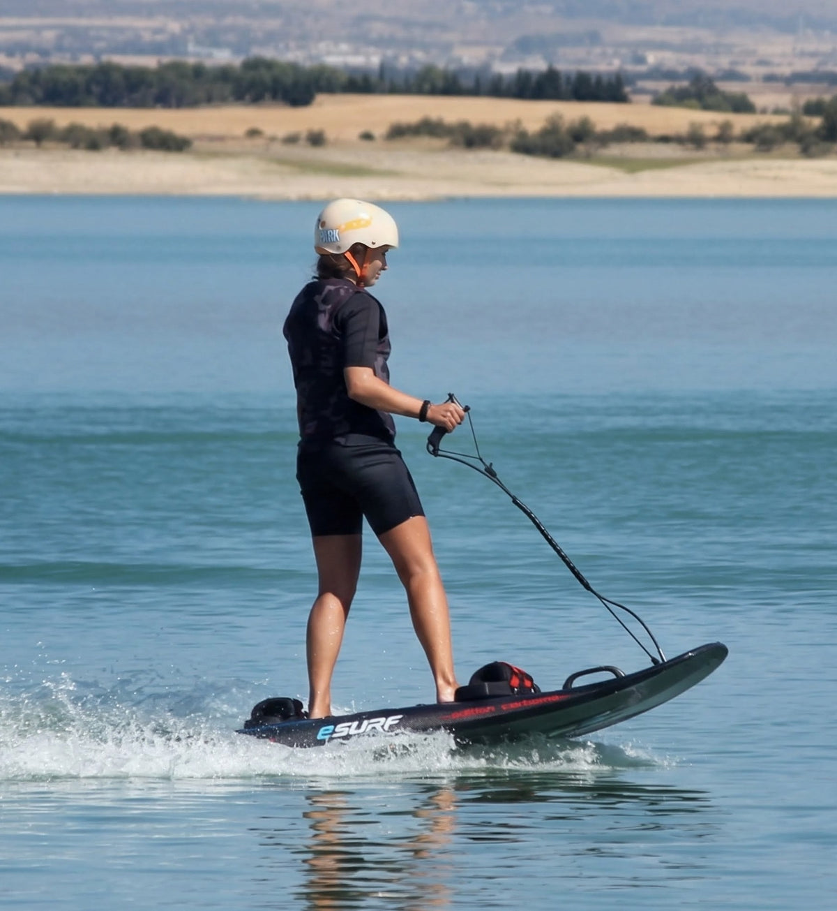 Tabla de surf eléctrica eSurf race edition carbono