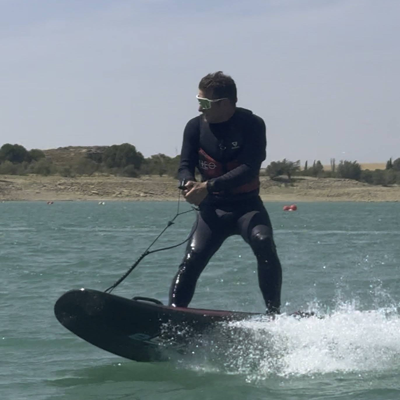 Tabla de surf eléctrica eSurf race edition carbono