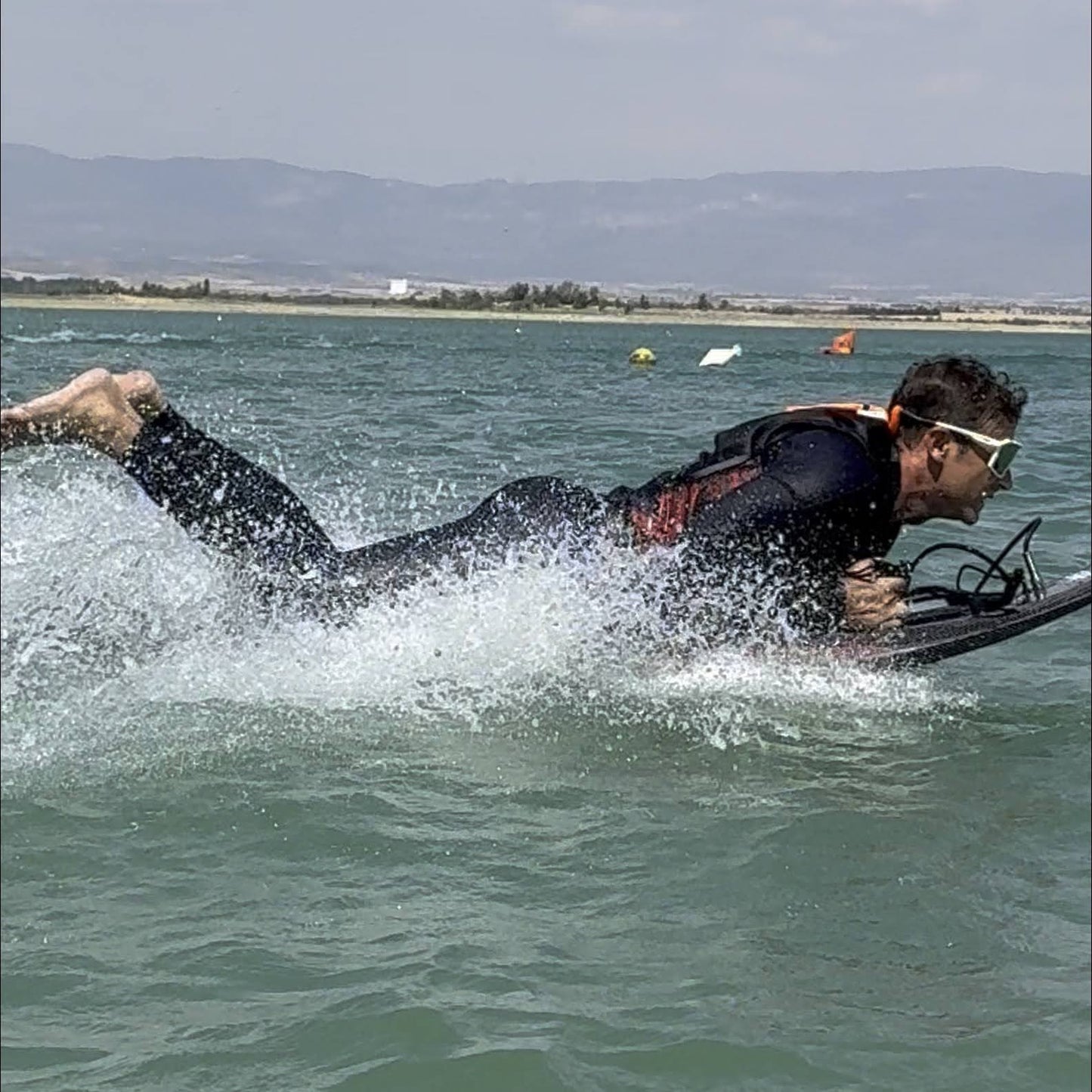 Tabla de surf eléctrica eSurf race edition carbono